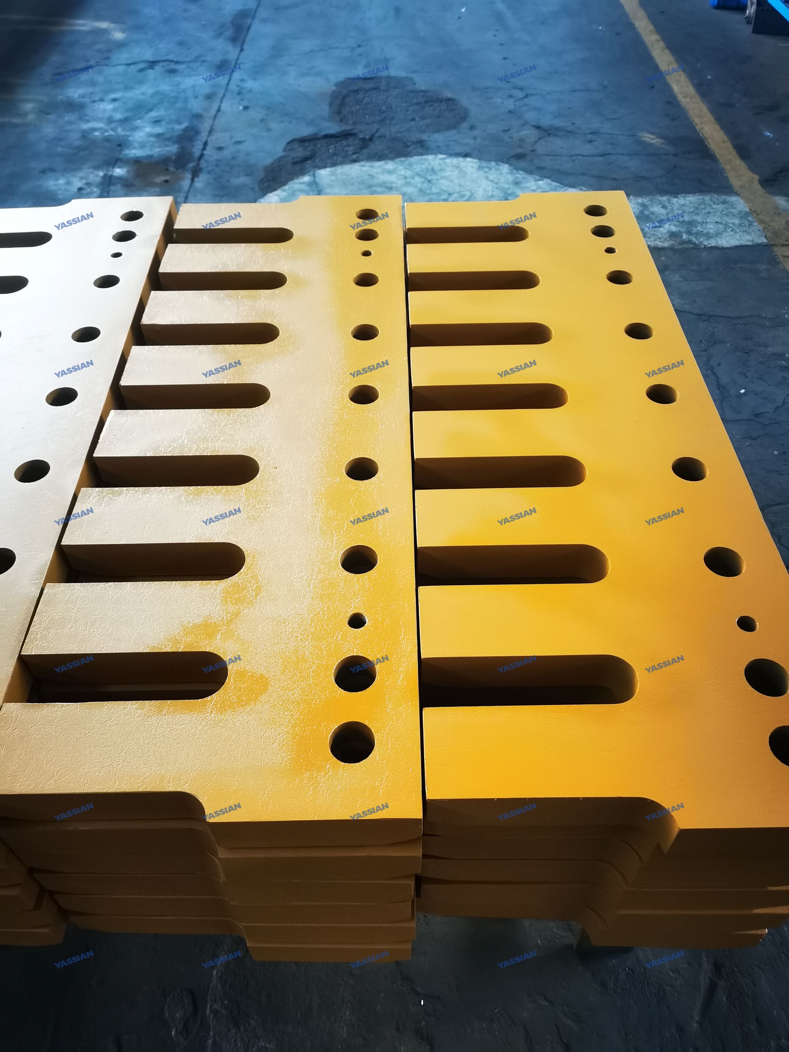 зазубренная режущая кромка (2)