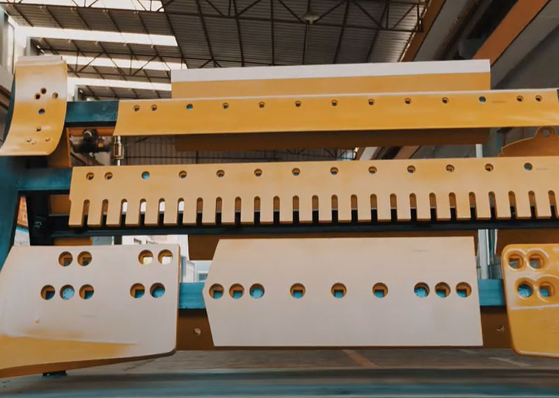 cutting-edge-grader-blade-video